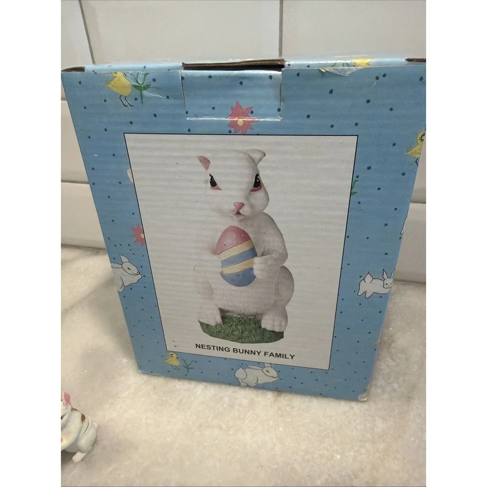 Vintage Cracker Barrel Nesting Bunnies Easter
